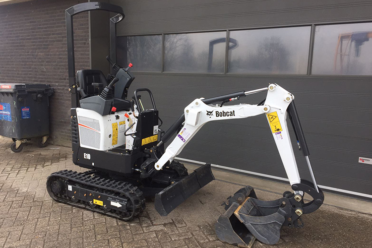 Bobcat E10 image 3